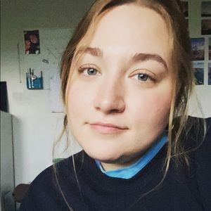 Meet your Posher, Abbi